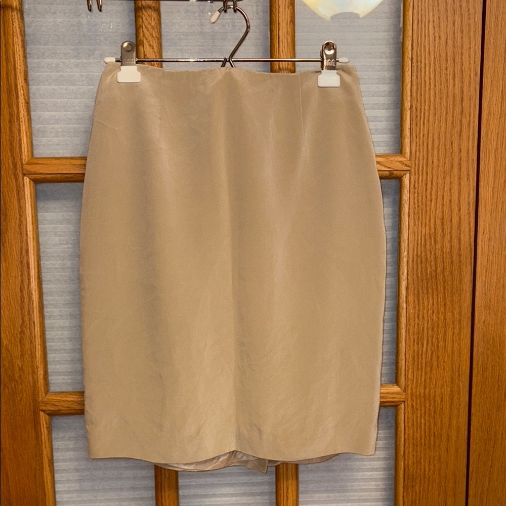 100% Silk Chic Tan Pencil Skirt